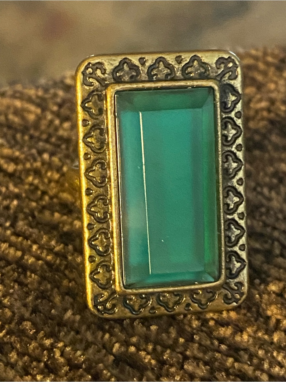 Vintage green ornate Adjustable Goldtone Brass ring